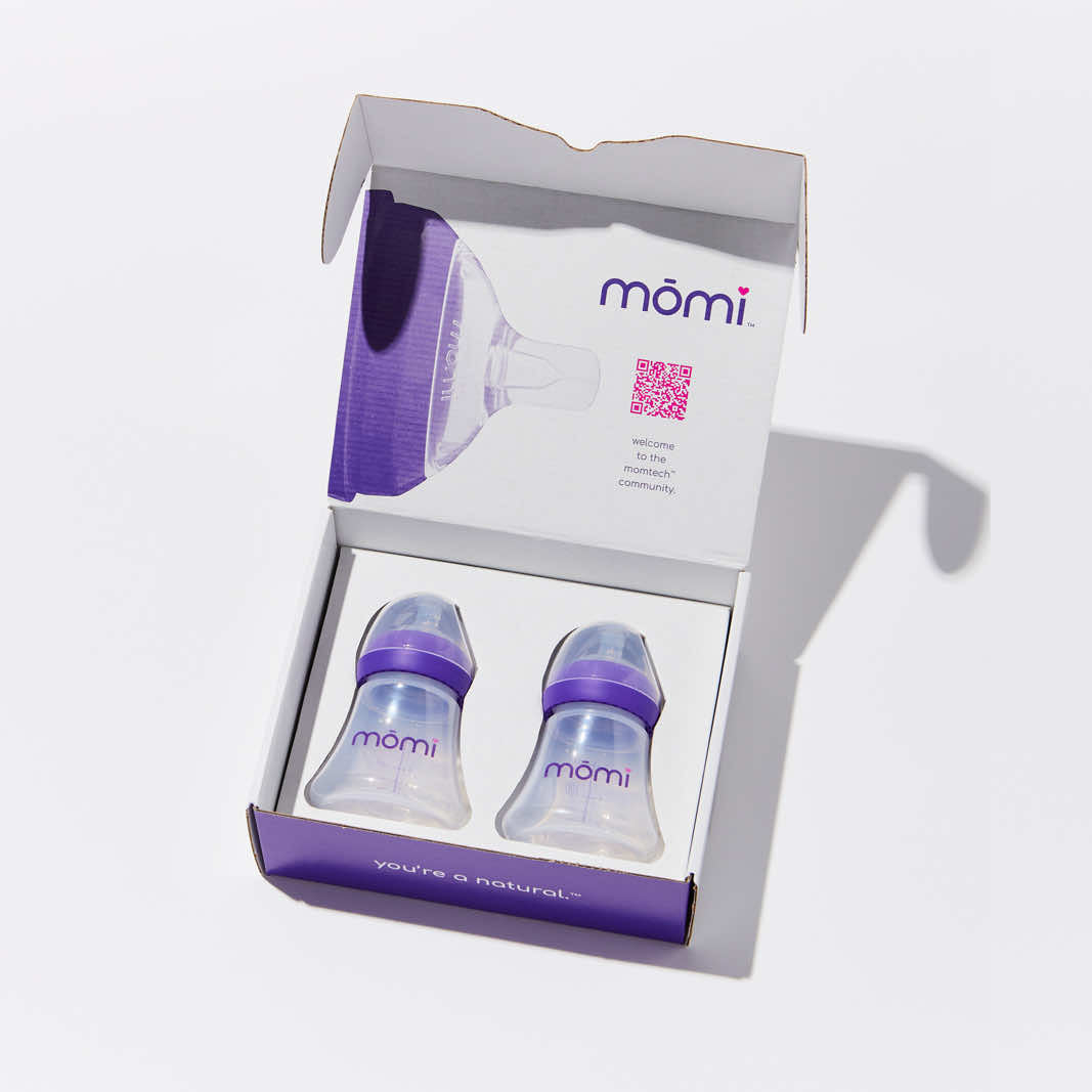 Momi 2-Bottle Set Plastic overhead shot